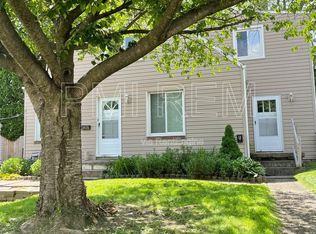 2876 Hudson Dr UNIT B, Cuyahoga Falls, OH