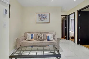 Rented by R New York