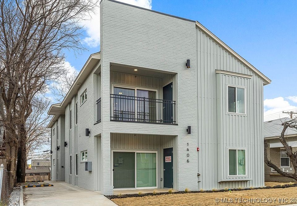 1st image of 1406 S Quincy Ave Unit A