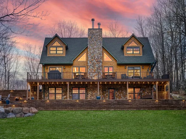 4755 Grand View Dr, Eagle River, WI 54521