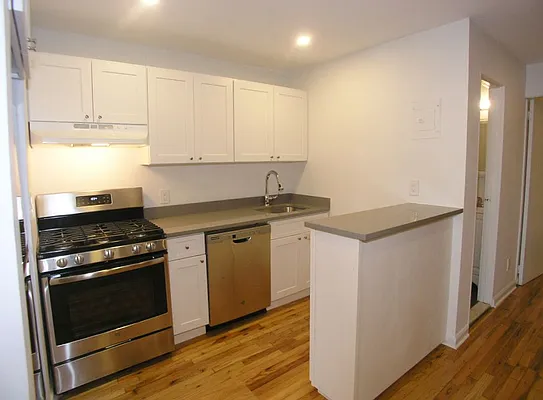 Rented by Townsley & Gay, LLC | media 10