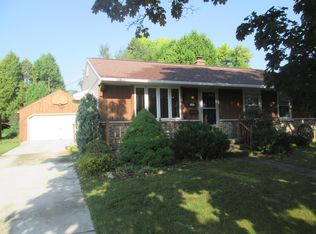 1408 N 5th St, Manitowoc, WI 54220