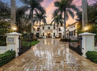 8800 SW 63rd Ct, Pinecrest, FL 33156