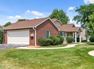 5152 S Hidden Dr, Milwaukee, WI 53221