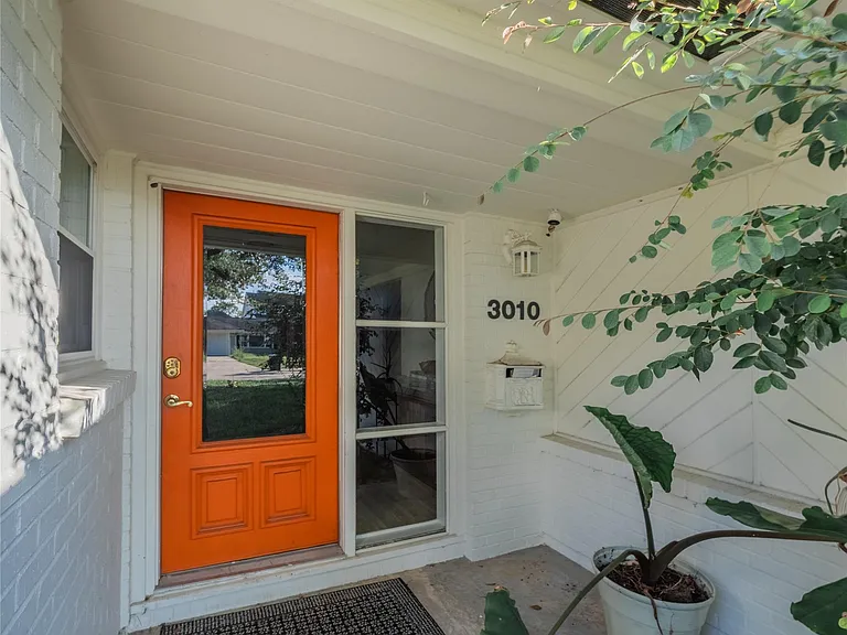 3010 Conway St — Photo 3