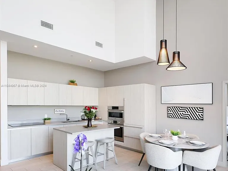 4010 S Ocean Dr #R504 — Photo 2