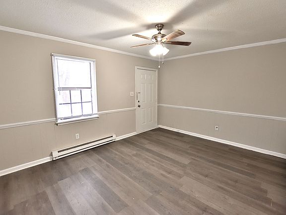 3rd image of 719 Carolina Ave