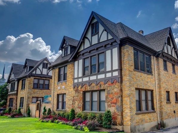 2100 Forest Park Blvd #11