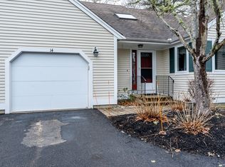 14 Pga Ln #425, Mashpee, MA 02649