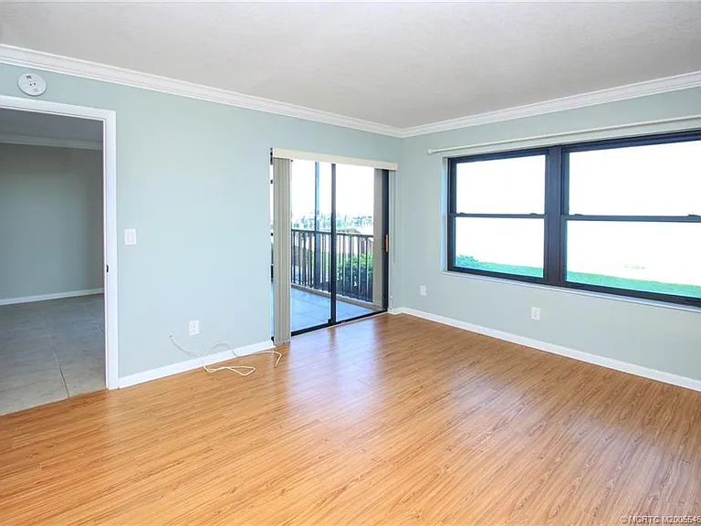 4540 NE Sandpebble Trce #104 — Photo 17