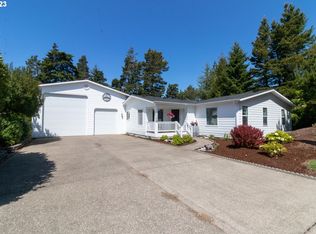 115 Pine Tree Loop, Florence, OR 97439