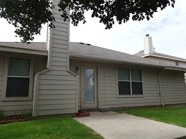732 Fox Hunt Trl — Photo 13
