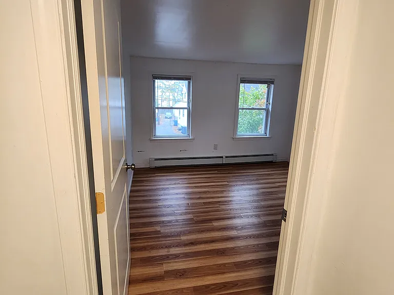 10 Walton St #1 — Photo 4