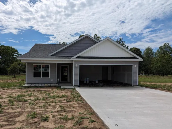 2 Perry Dr, Benton, MO 63736