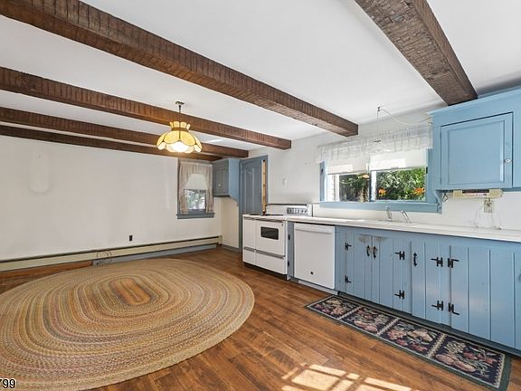 5th image of 105 Harrison Ave