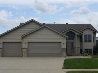 4232 43rd Ave S, Fargo, ND 58104