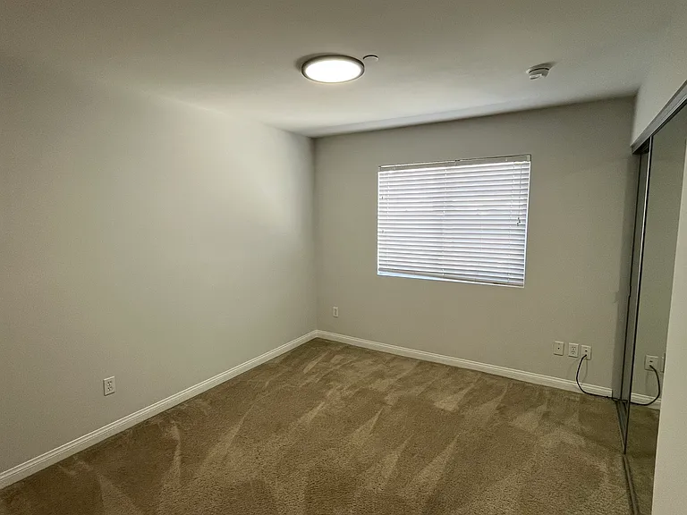10943 Fruitland Dr #6 — Photo 8