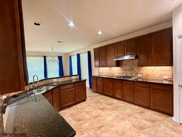 10002 Nathans Cv — Photo 15