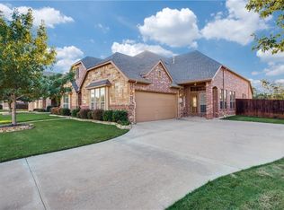 809 Valley Ridge Rd, Burleson, TX 76028