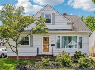 28518 Arlington Cir, Willowick, OH 44095