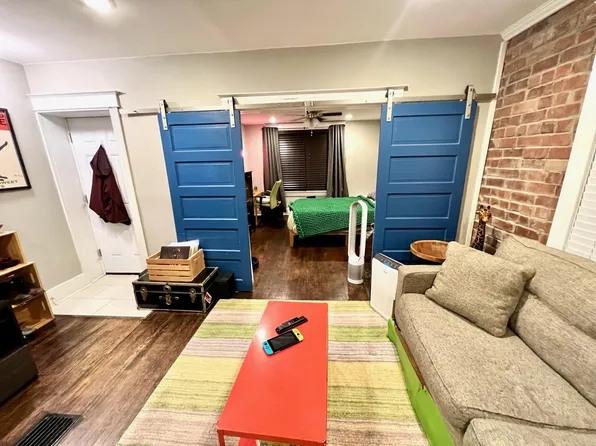 3954 Miami St #1E, Saint Louis, MO 63116