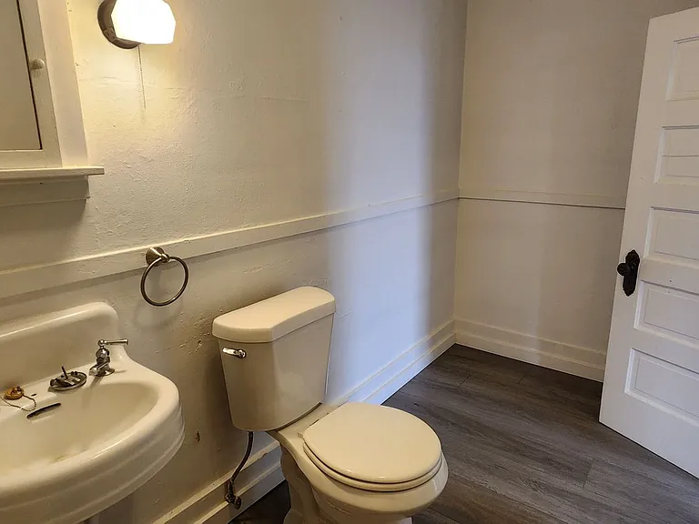 518 G Street Apartments! — Photo 21