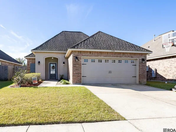 4453 Olivia Dr, Addis, LA 70710