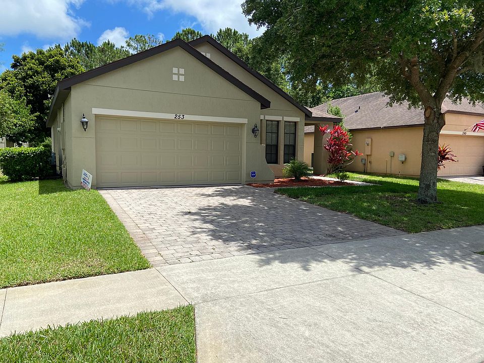 1st image of 253 Tuscany Chase Dr