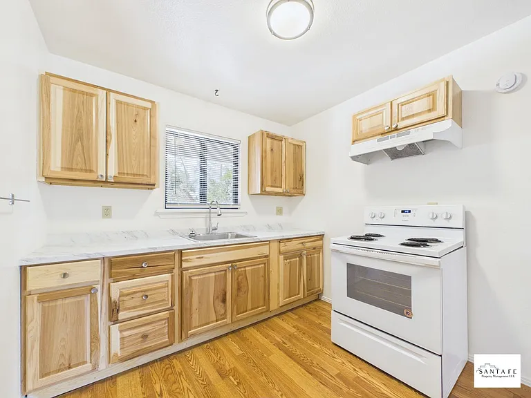 302 Artist Rd — Photo 8