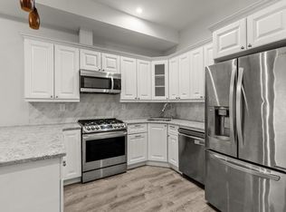 24 Cornelia St, Brooklyn, NY 11221