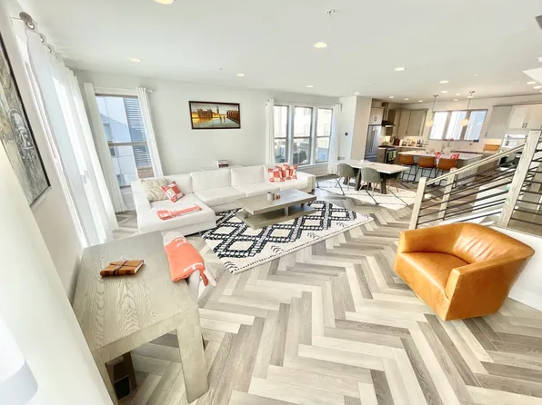 5127 Longstone Way, Rockville, MD 20852