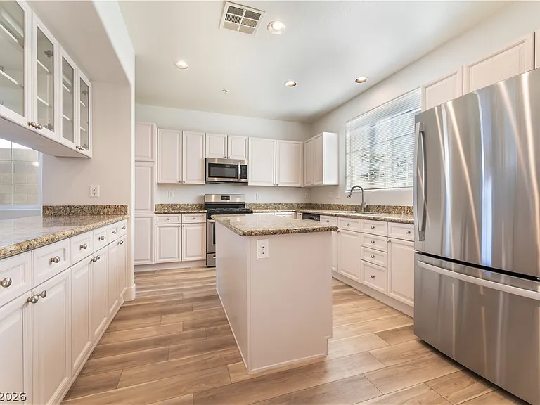 7564 Cultural Ct — Photo 35
