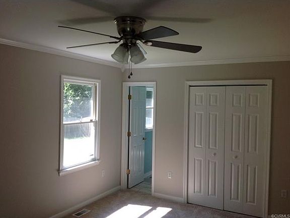 3rd image of 6606 Creekrun Dr