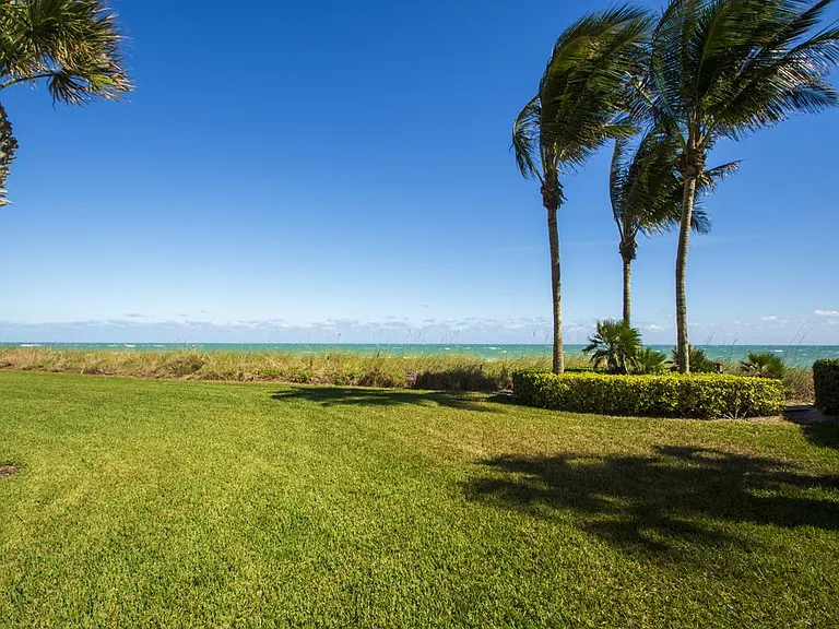 2636 Ocean Dr #404 — Photo 32