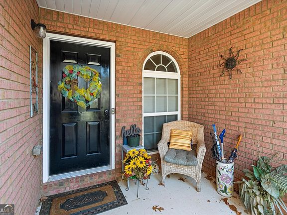 3rd image of 7338 S Mitchell Ct