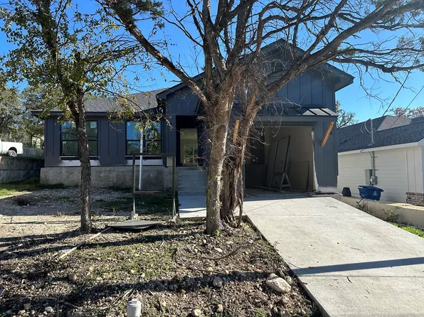 425 N Meeker Rd, Kerrville, TX 78028
