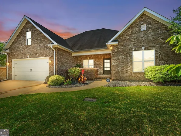 504 Falls Dr, Bonaire, GA 31005