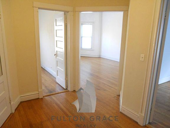 3rd image of 4265 N Broadway St APT 02