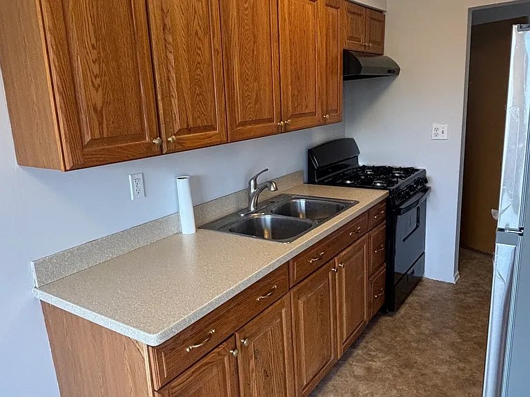 5 Colonial Rd #53 — Photo 2