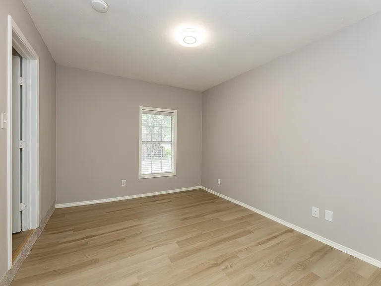 1505 McDonald Dr — Photo 25