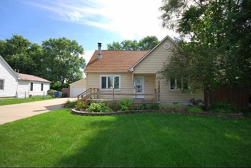 1st image of 9401 Nordica Ave