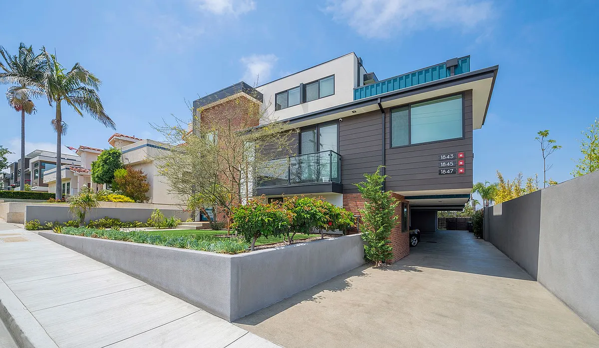 Building Photo - 1847 11th St