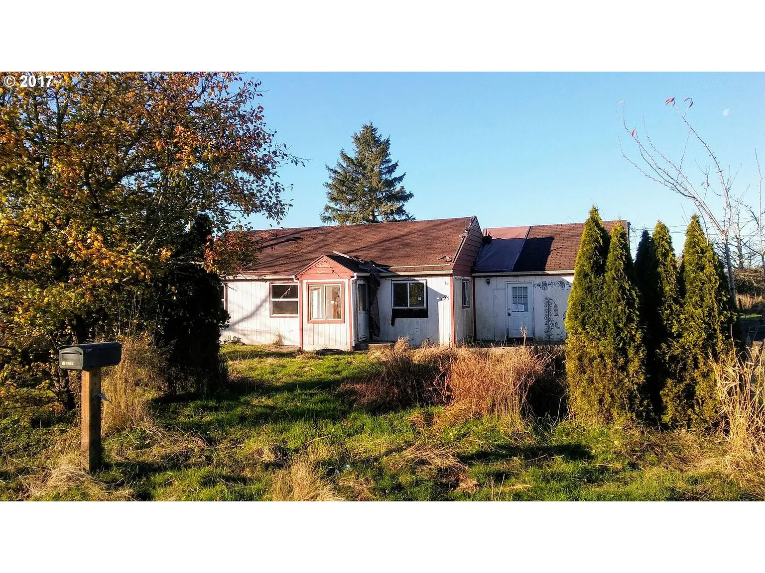 125 SE King Ave photo 1