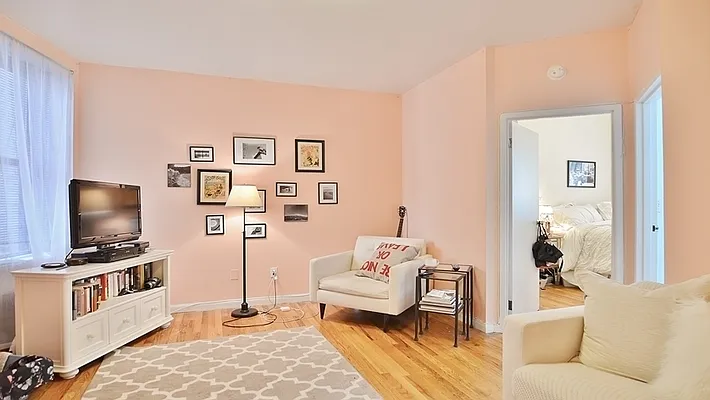 Rented by Park Property Advisors | media 13