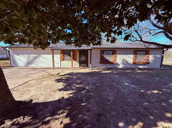 641 Mitchell St, Winnsboro, TX 75494