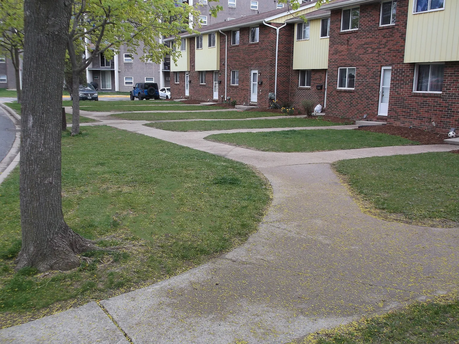 Anchorage on the Park Townhomes — Photo 2