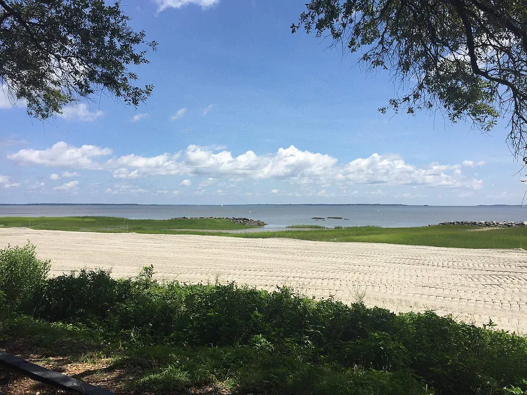 2 bed, 917 sqft, $2,200 — Photo 4