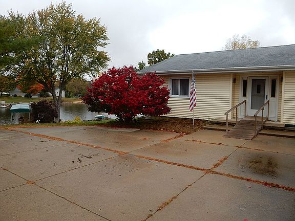 3rd image of 6705 Westgate Dr