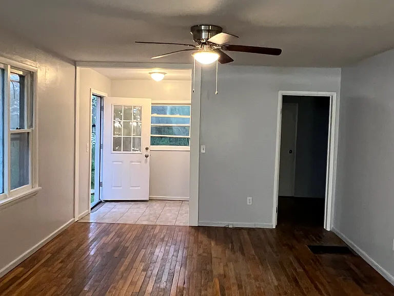 3330 Pawnee Rd — Photo 3