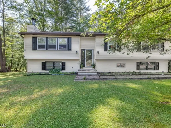 297 New Rd, Montague Twp., NJ 07827